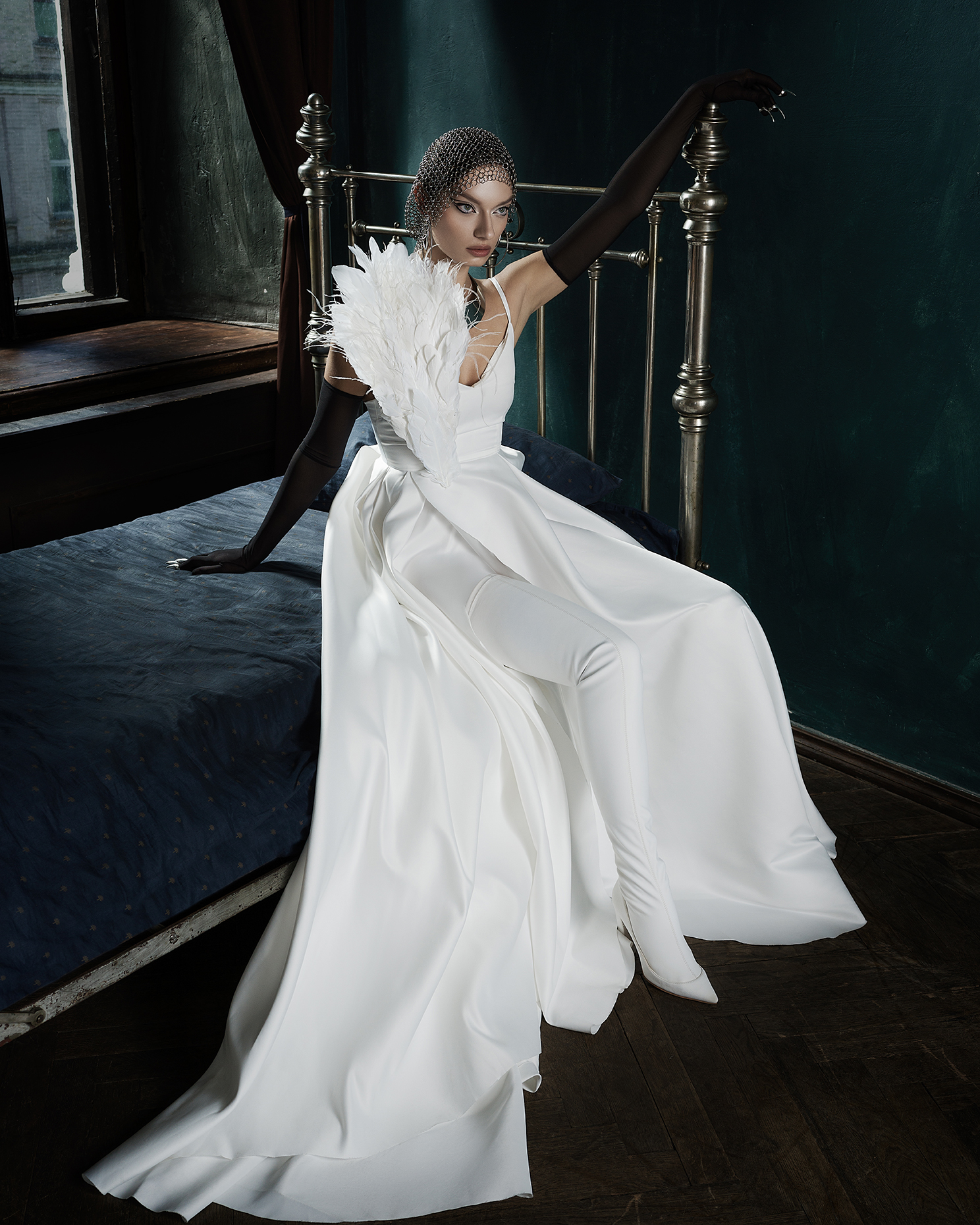 SAM YARI / DIRECTOR AND PHOTOGRAPHER / TATYANA BRYK / UKRAINIAN SUPER MODEL / KIRILL KHARITONTSEV / STYLIST / ALYONA ZEBENKO / MAKEUP ARTIST